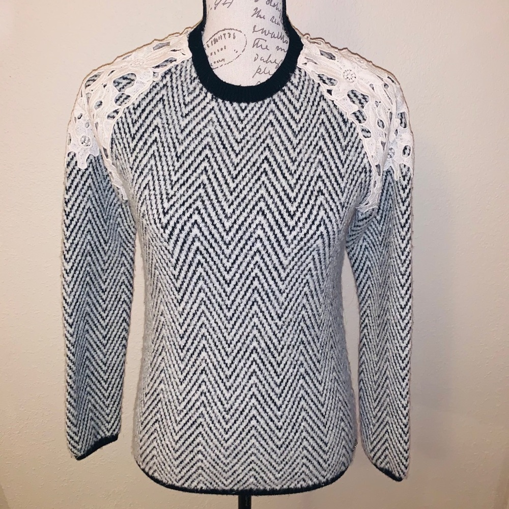 Guess Sweater